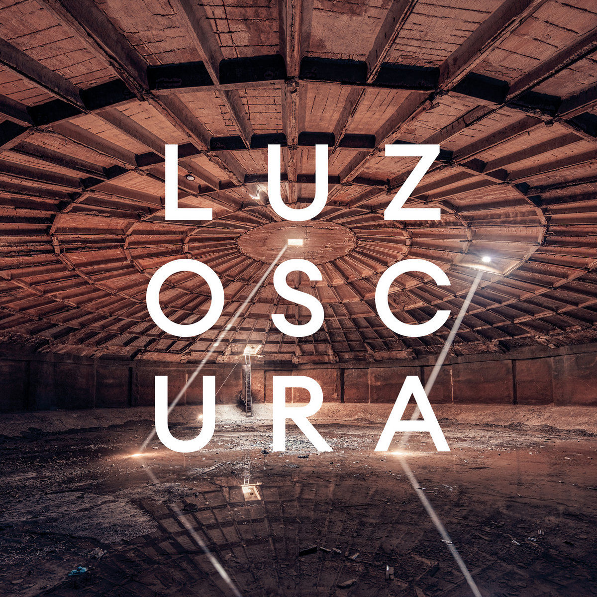 LUZoSCURA: CD