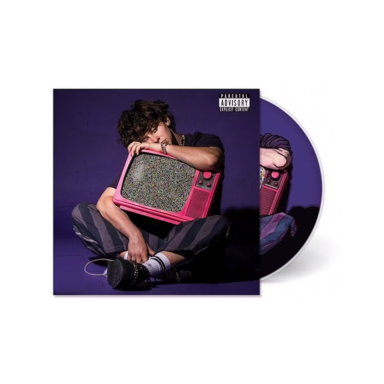 GROWING UP ON THE INTERNET: CD